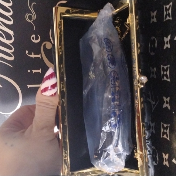 NWOT Nordstrom vintage clutch with gold - Picture 6 of 9